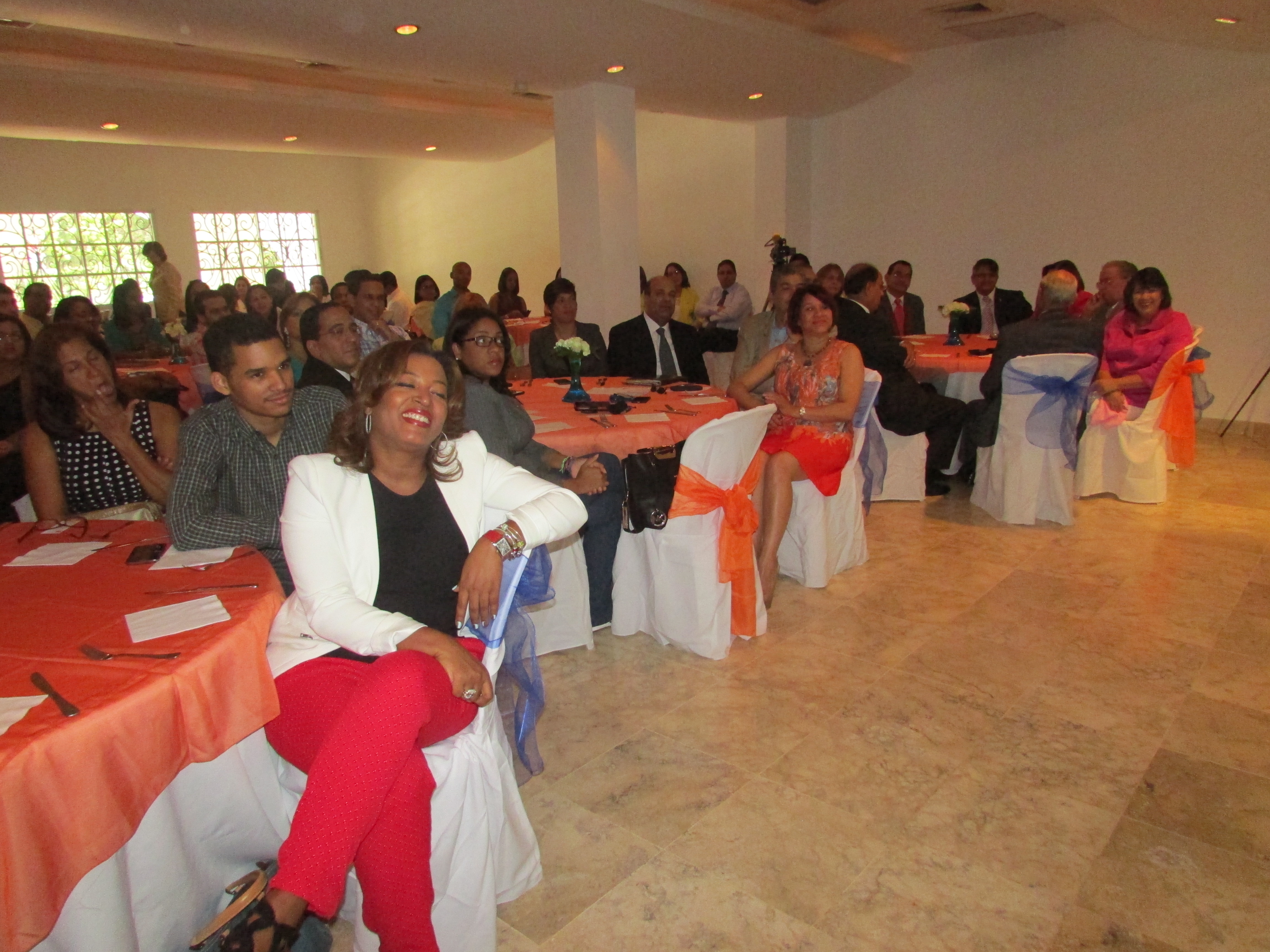 UNAPEC celebró el Día Nacional del Mercadólogo con un desayuno-conferencia.