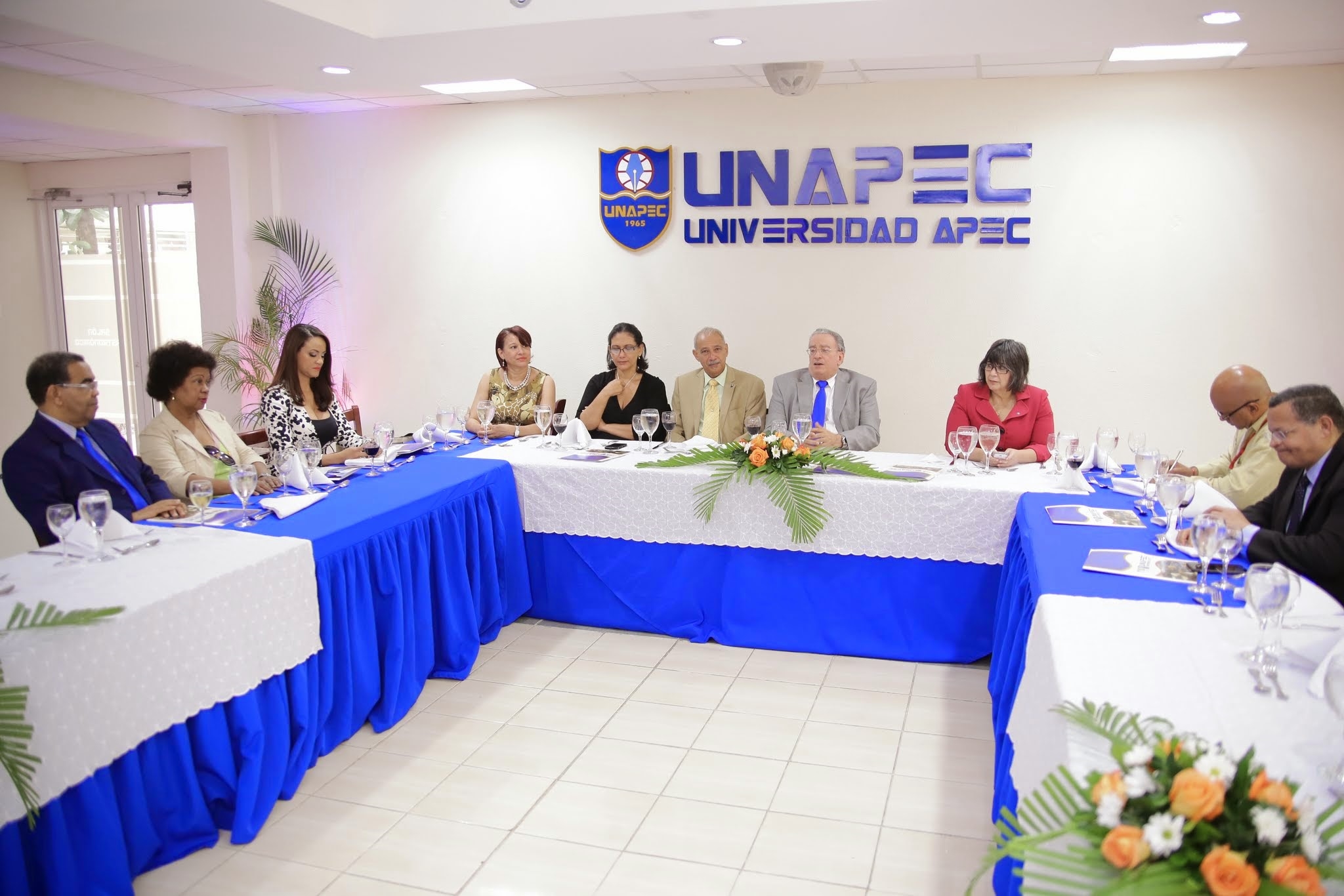 La actividad fue reaizada en el Salón Gastronómico de UNAPEC, donde el Dr. Radhamés Mejía, rector, dió algunos detalles del Plan Maestro.