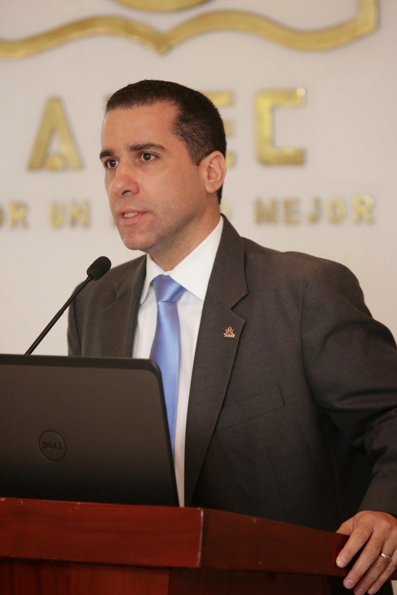 Mariano Frontera, Coordinador de Negocios Pymes Banco ADOPEM.