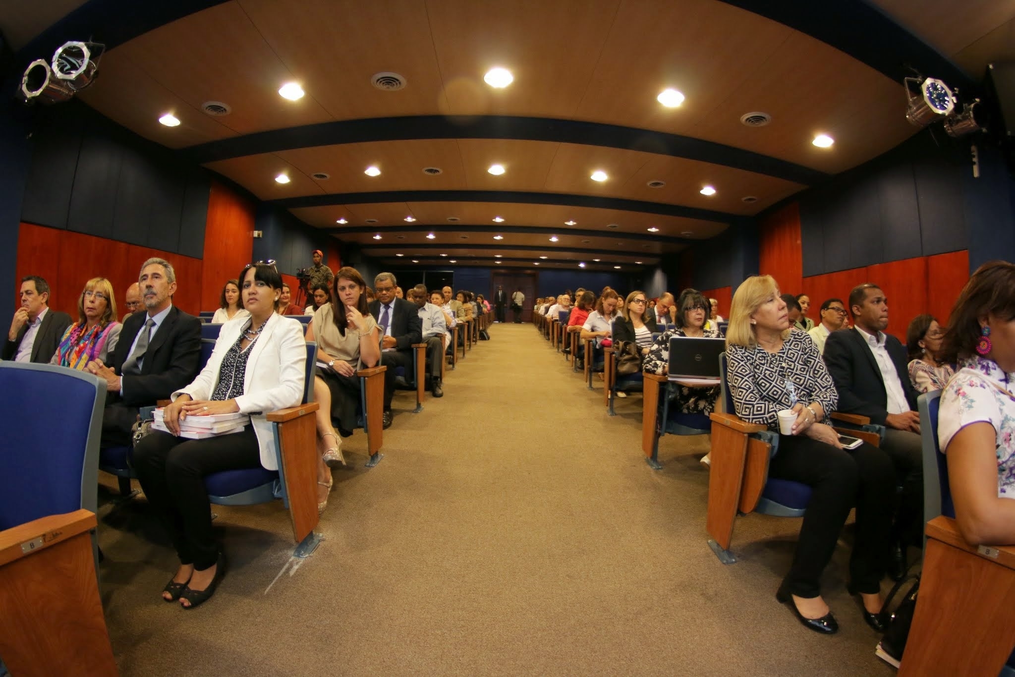La actividad fue realizada en el Auditorio Dr. Leonel Rodríguez Rib, del Campus Principal de UNAPEC.