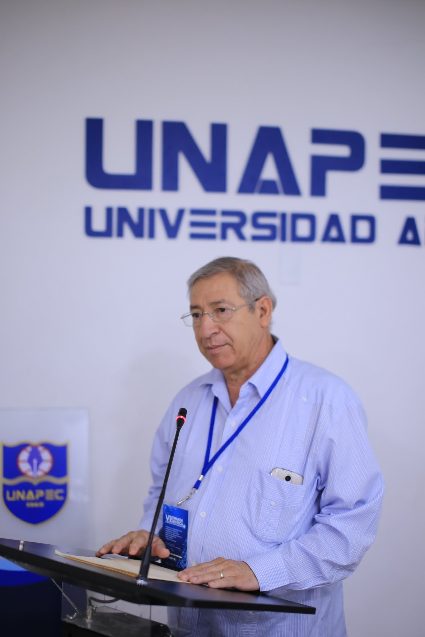 Lic. Alfredo Andrés Hernández, decano de Artes y comunicación de UNAPEC
