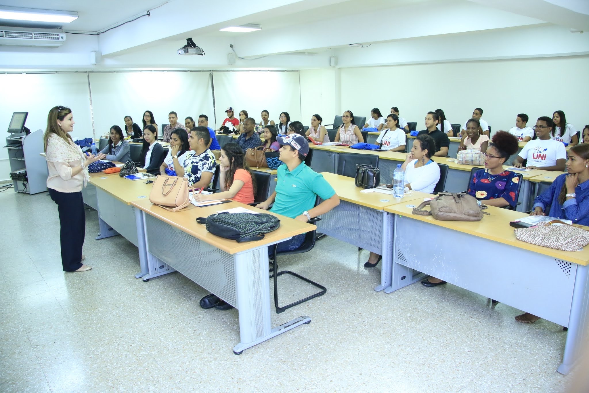Los estudiantes pasaron por distintas áreas del campus y participaron de las clases impartidas ese día.