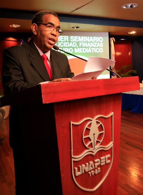 Lic. Oscar López, presidente de la Fundación Comunica