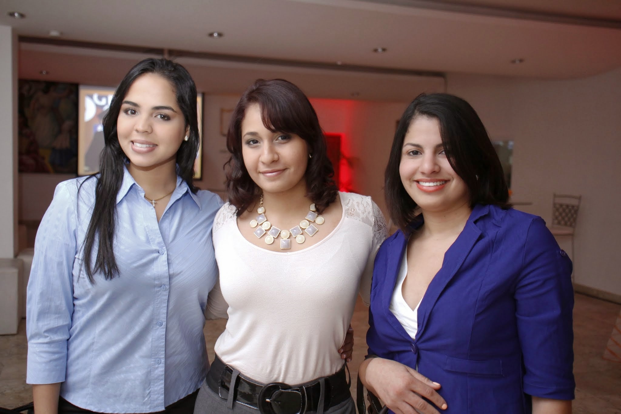 Stephanie Toribio, Cesiah Padilla e Iris Vásquez.