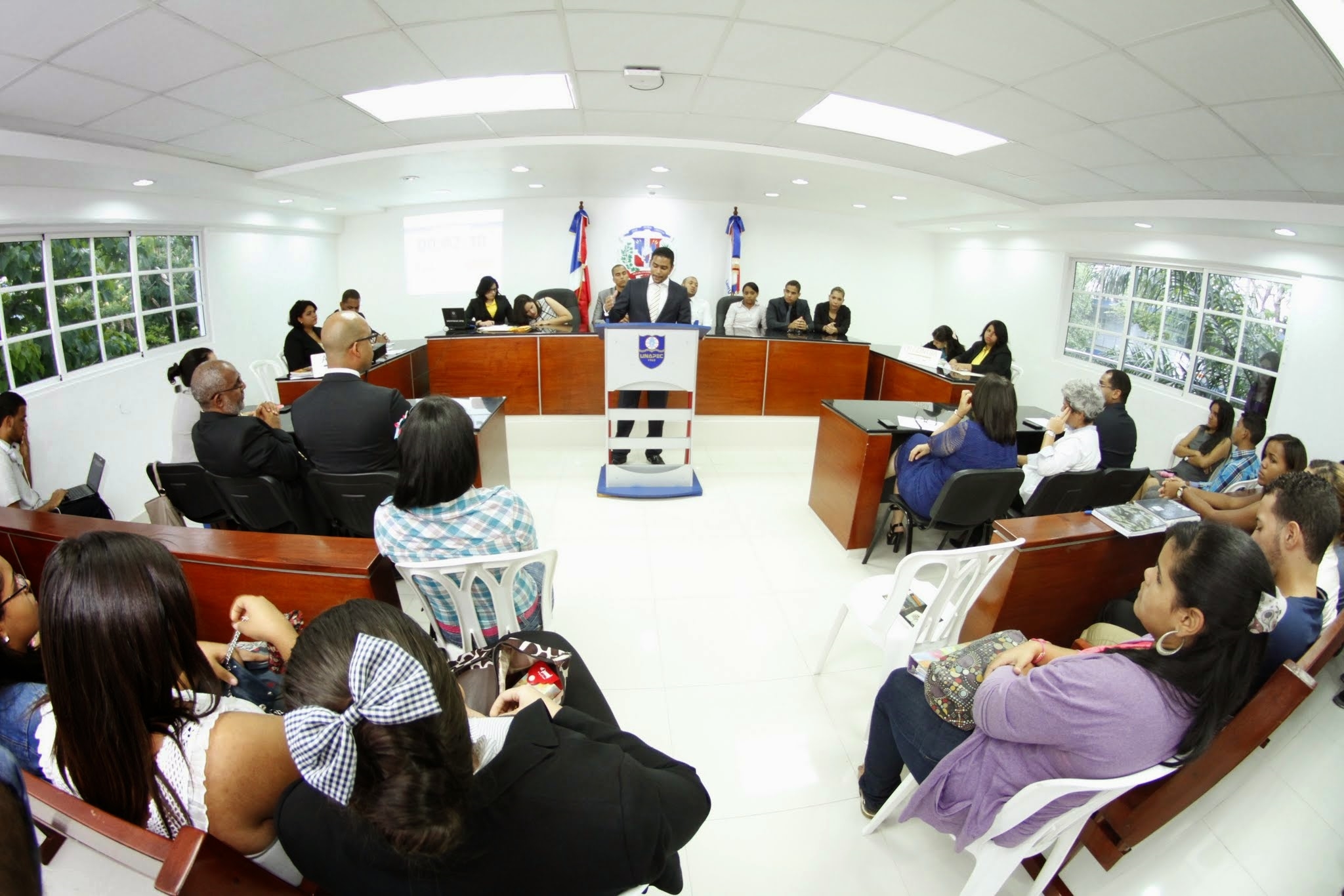 El tema del debate fue “La reforma al Código de Trabajo de la República Dominicana” 
