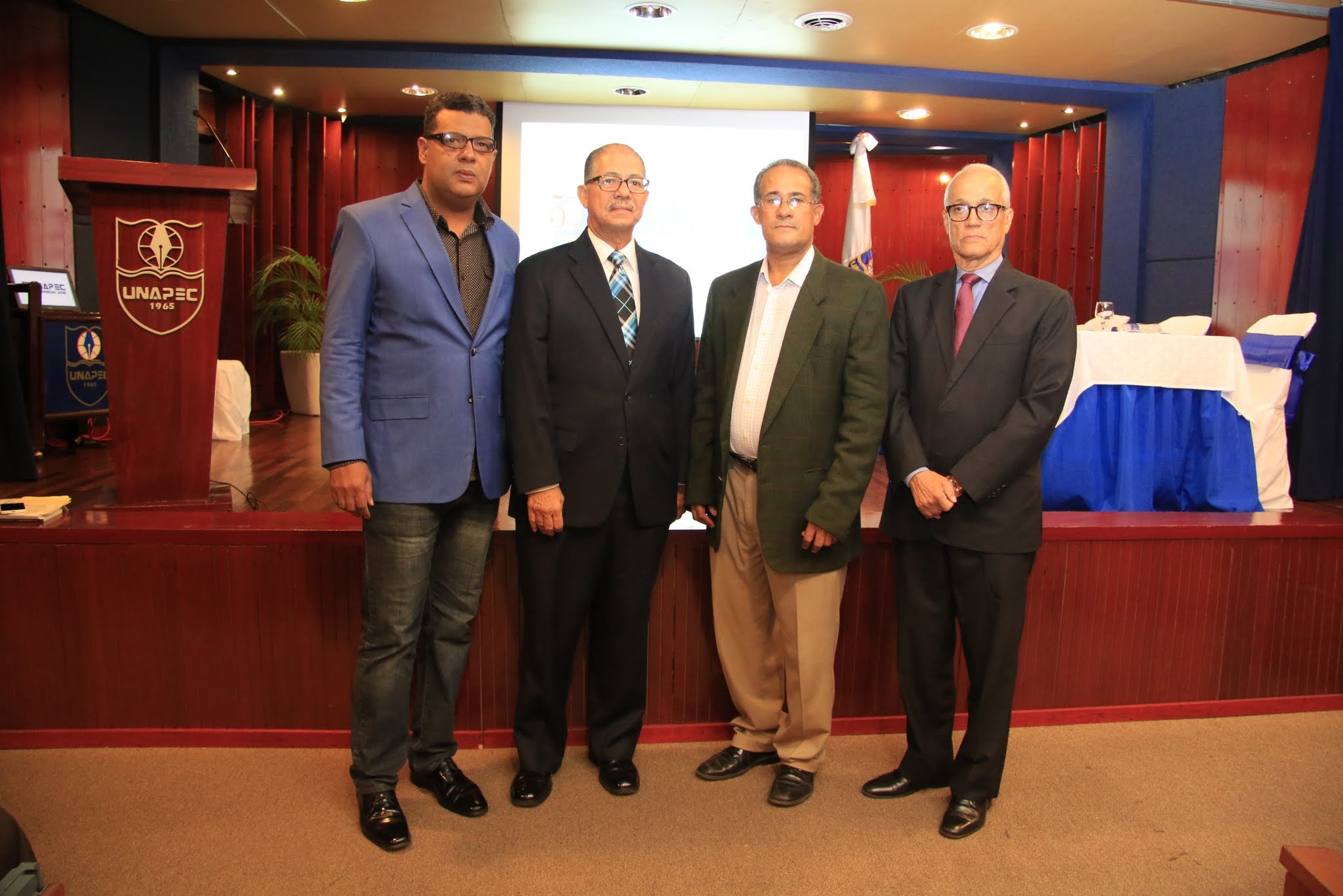 Reynaldo Paulino Chevalier, José Alcántara Almánzar, Isael Perez y Andrés L. Mateo.