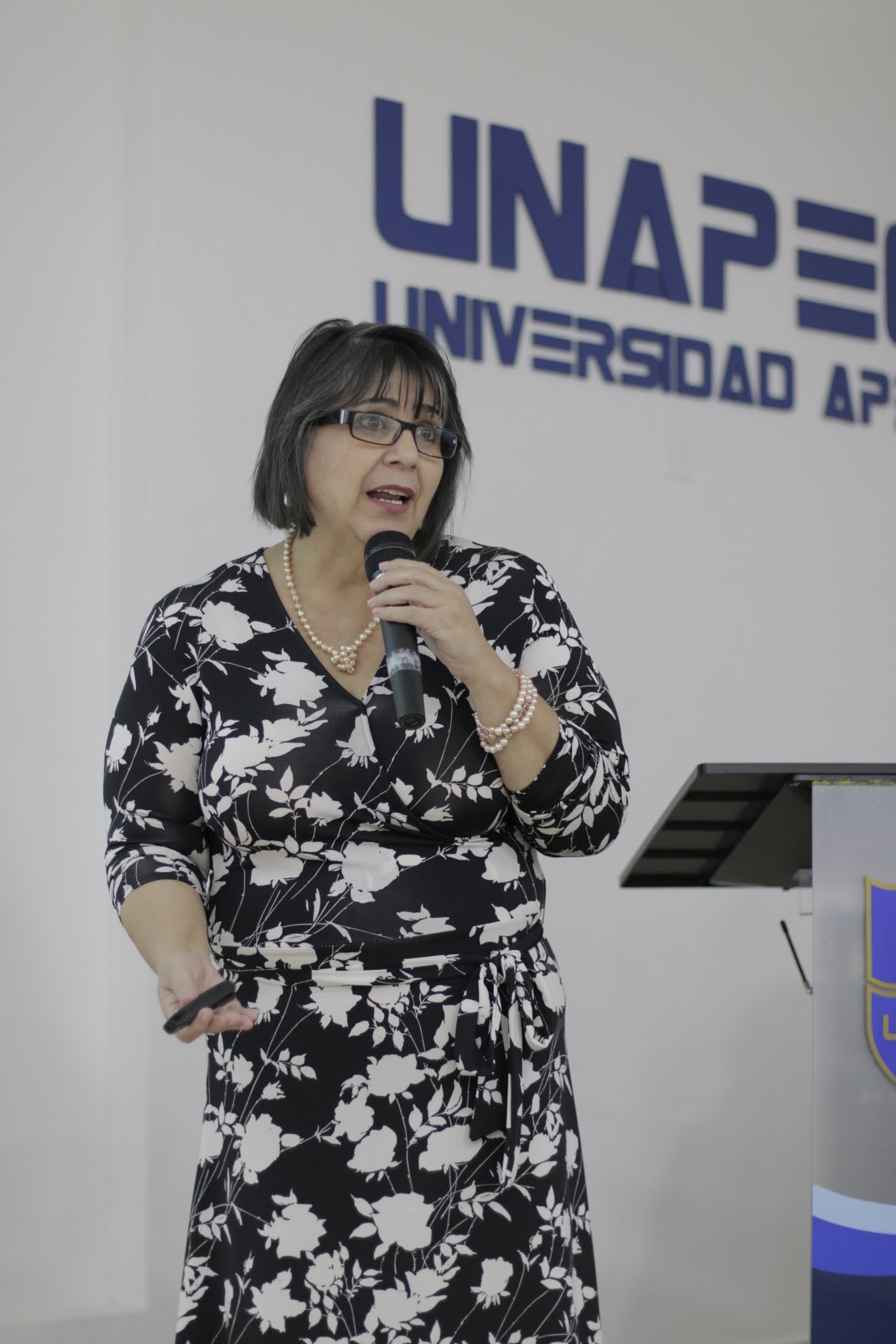Dra. Dalma Cruz Mirabal, vicerrectora de Estudios de Posgrado.