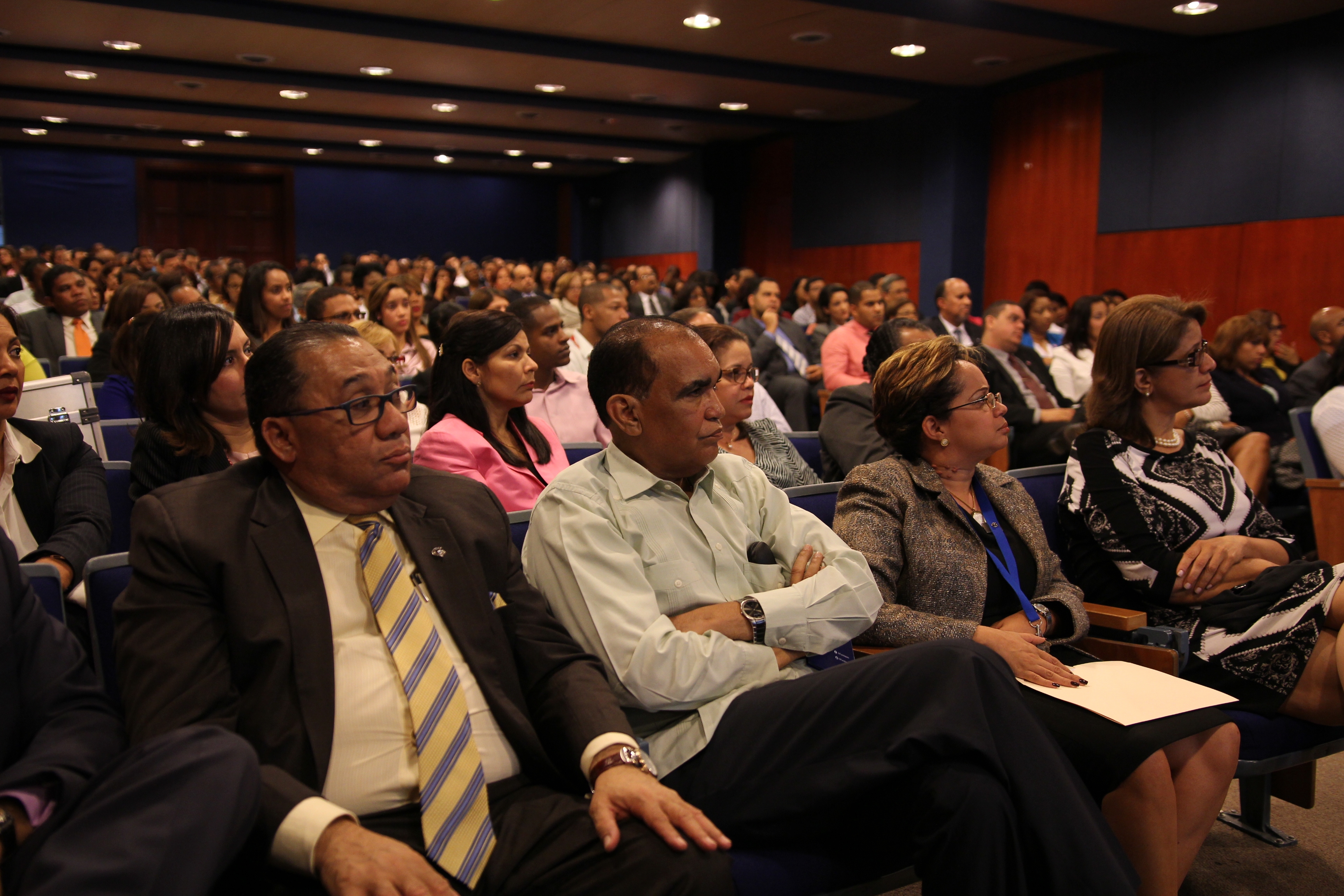 La conferencia fue realizada en el Auditorio Dr. Leonel Rodríguez Rib.