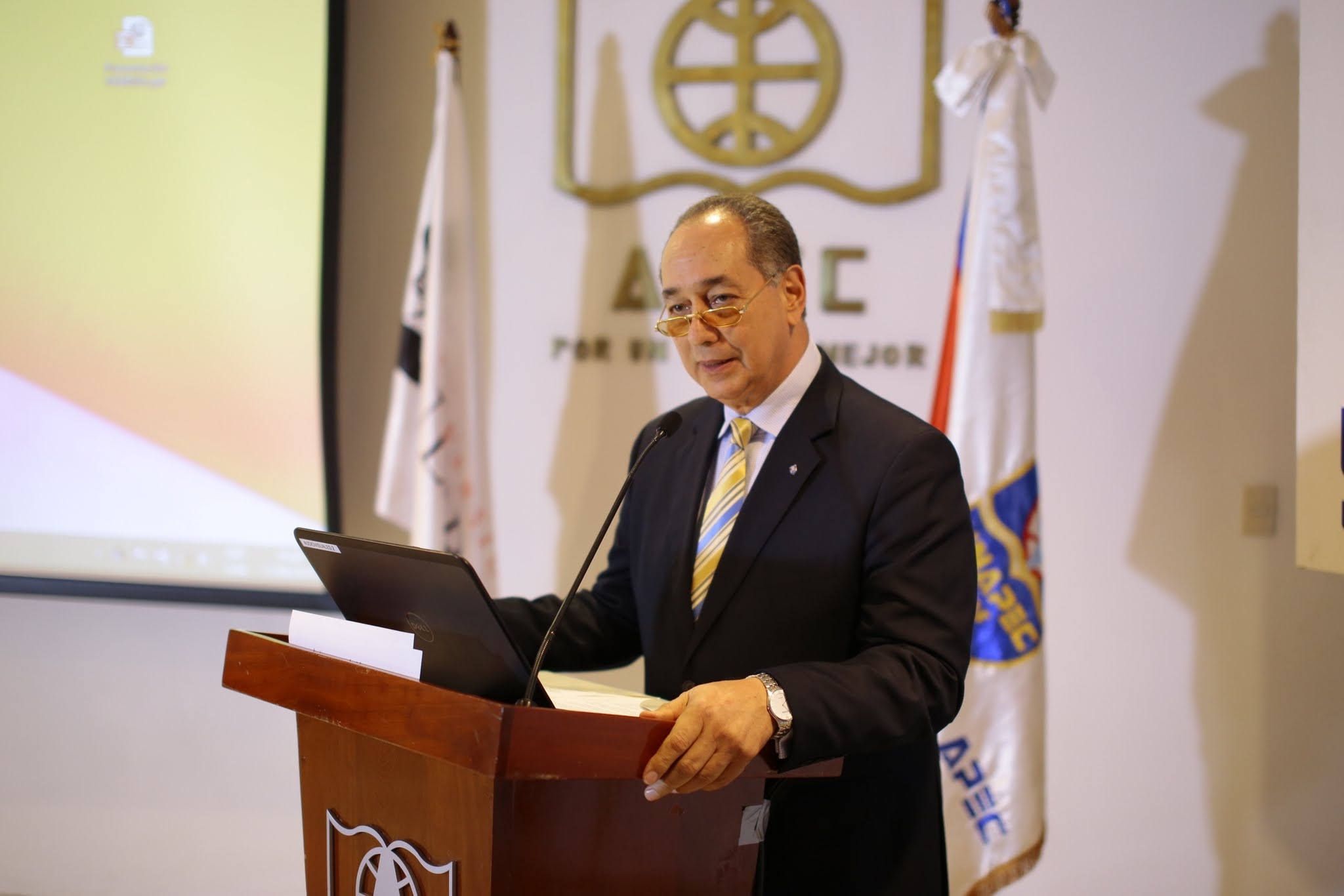 Lic. Luis Felipe Aquino, decano de Turismo de UNAPEC.