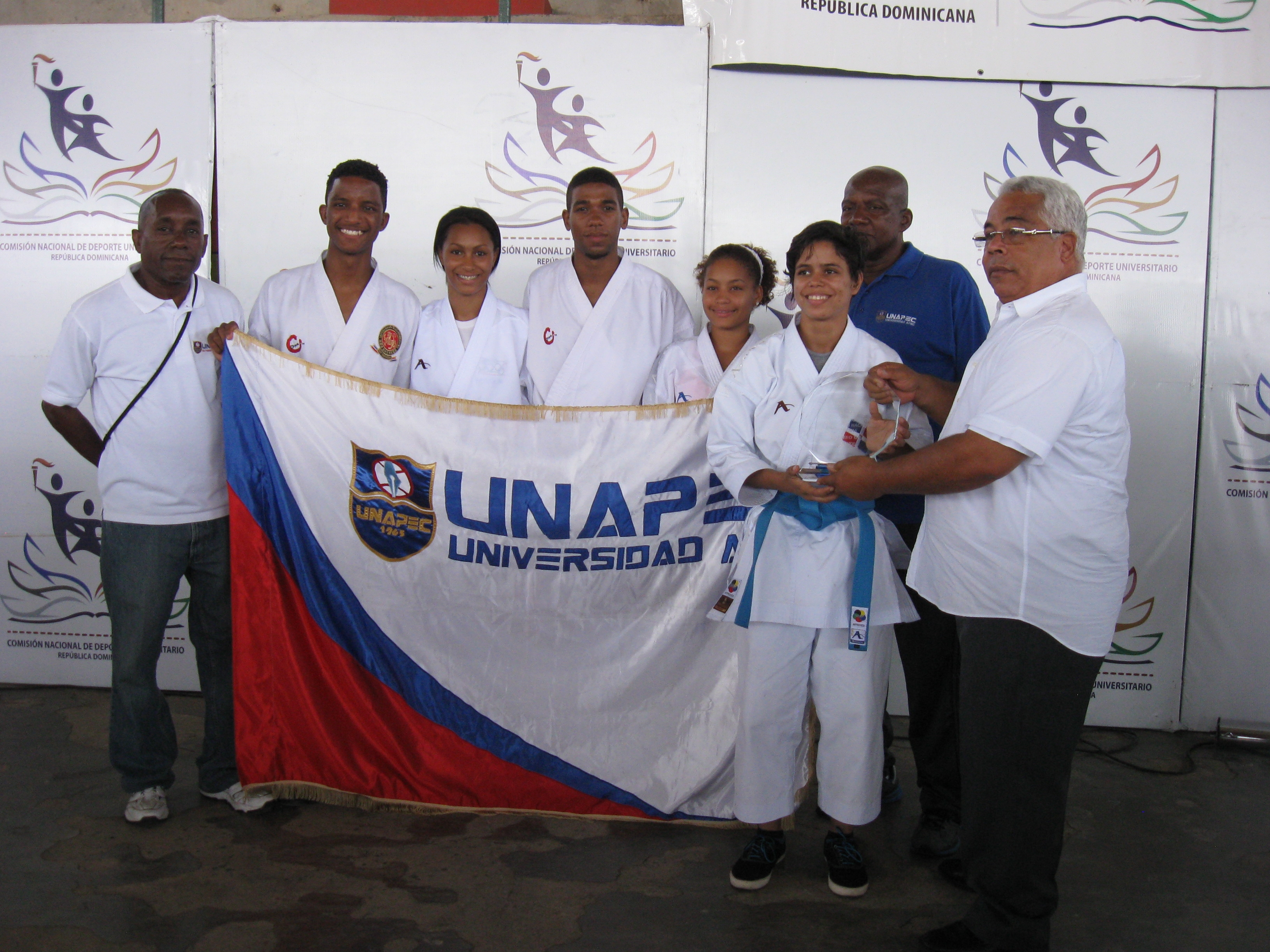 Equipo de Karate de UNAPEC