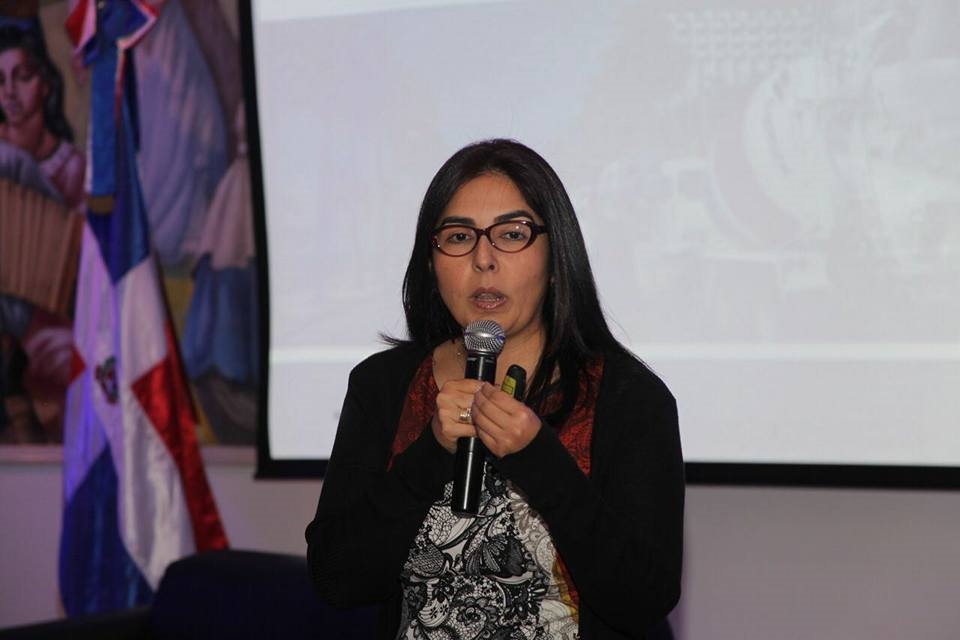 Ana María Martínez, panelista.