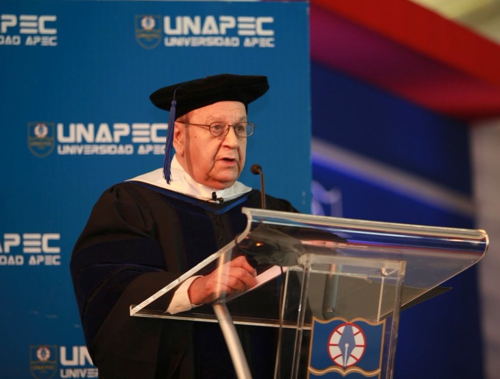 Rector de la Universidad APEC (UNAPEC), Dr. Franklyn Holguín Haché.